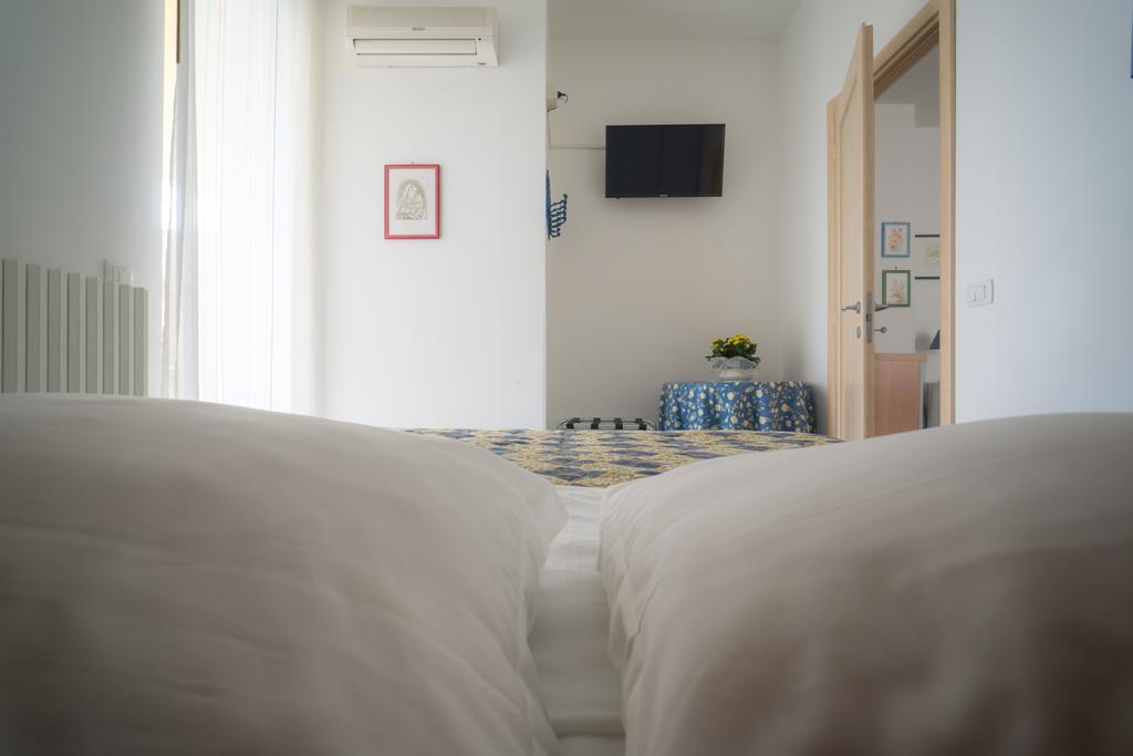 Hotel Residence Il Conero 2 Numana Extérieur photo