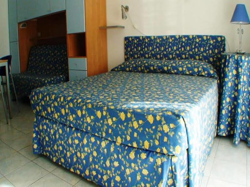 Hotel Residence Il Conero 2 Numana Extérieur photo